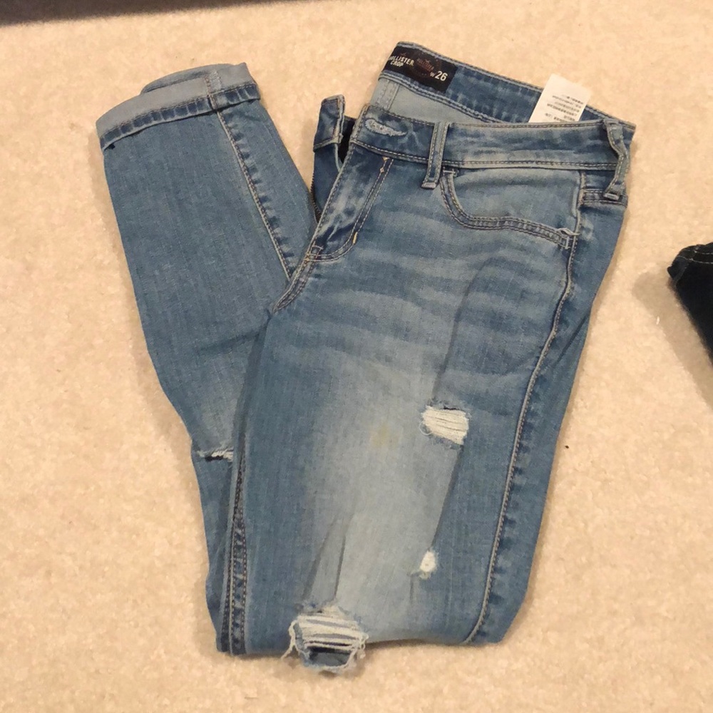 Hollister crop jeans